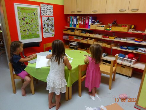 Bild Kindergarten Regenbogen 